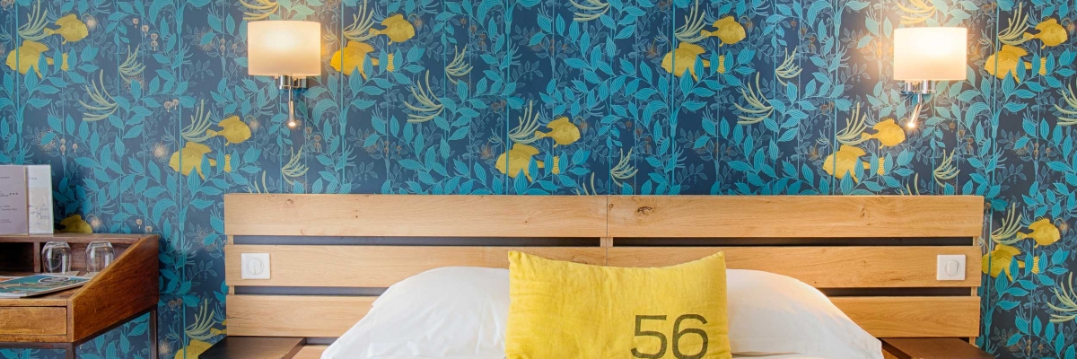 Bedrooms facing the garden 